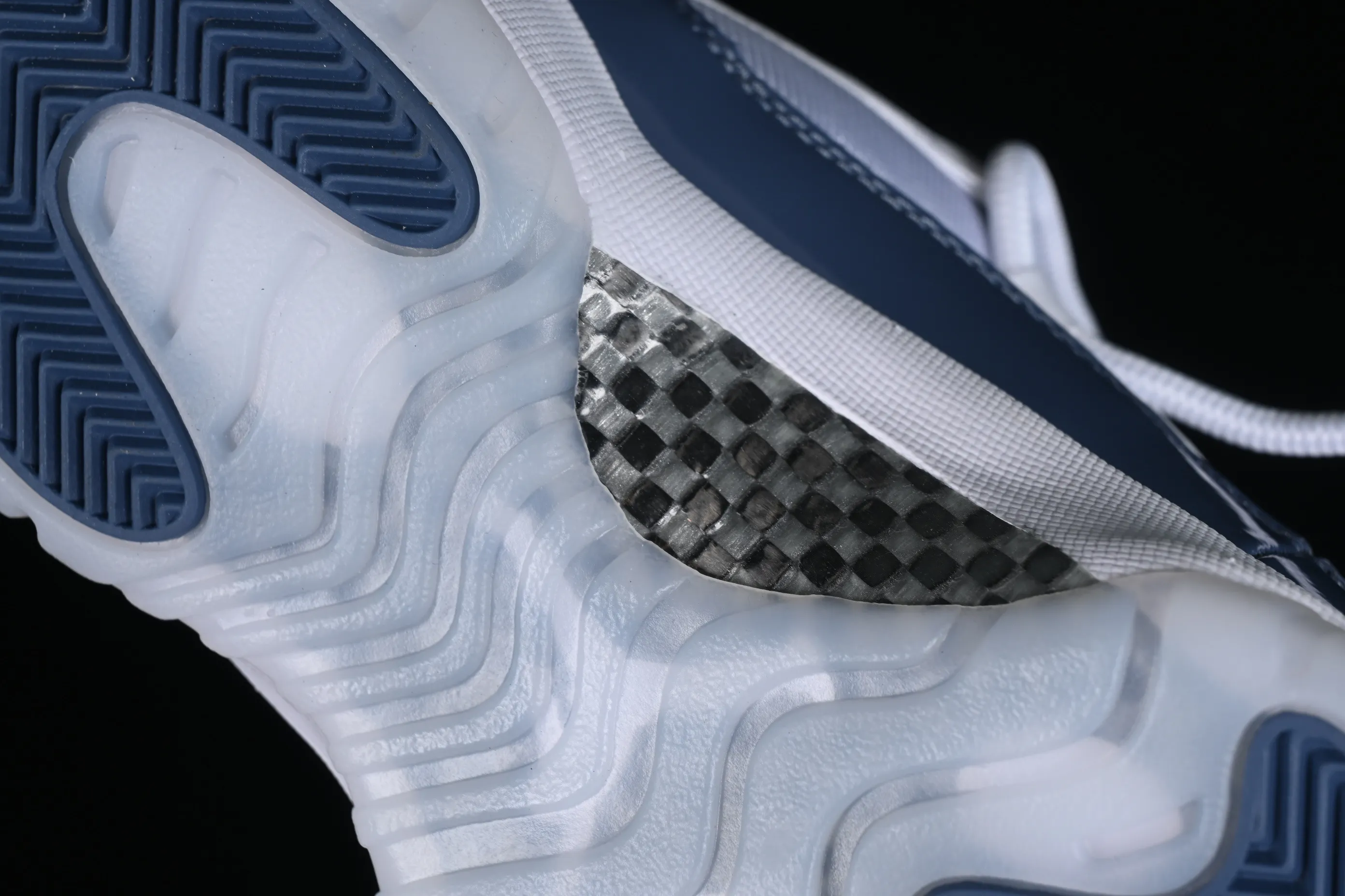 All categories Air Jordan Jordan series basketball shoes Air Jordan 11 F version Air Jordan 11 Low "Diffused Blue" AJ11 Joe 11 navy blue genuine carbon FV5104-104